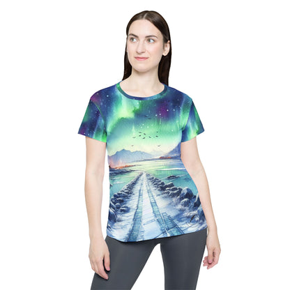 Going North - Women's Active Tee
